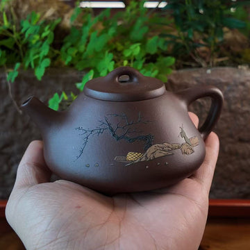 Handcrafted Yixing Zisha Teapot – Traditional Purple Clay Teapot with Landscape Painting | Kung Fu Tea Pot | Chinese Tea Ceremony Gift-200ml
