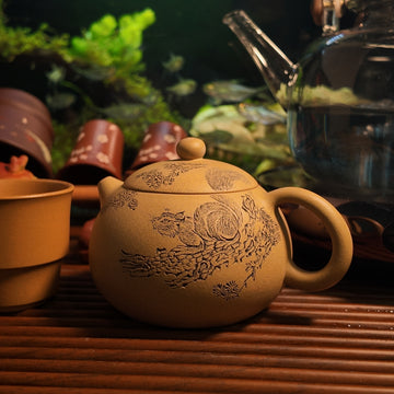 Handmade Yixing Zisha Teapot | Authentic Duan Ni Clay with Engraved "Squirrel & Pine" | Traditional Gongfu Tea Set-160ml